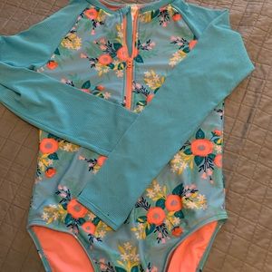 Cat & Jack kids long sleeve swimsuit Size 12/14